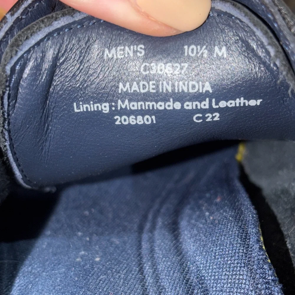 Cole Haan brogue detailing
